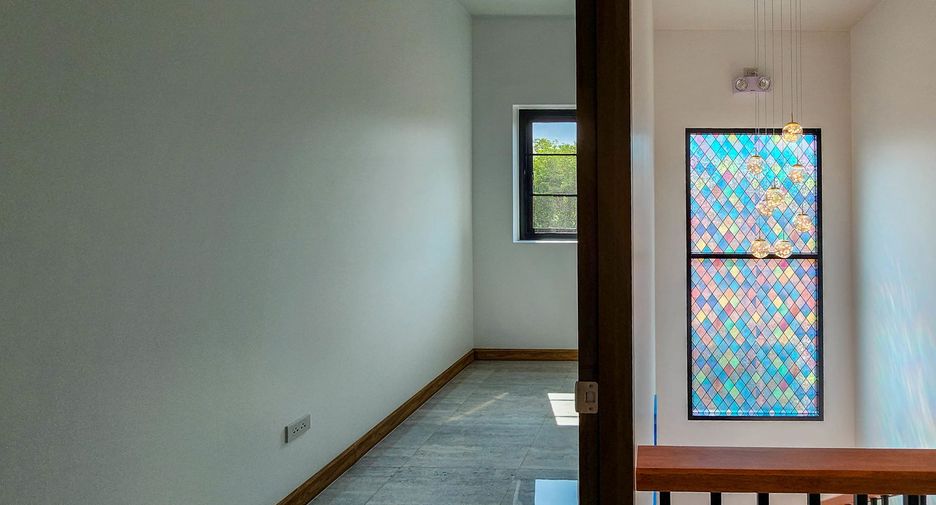 Casa en venta de 4 habitaciones en Hang Dong, Chiang Mai