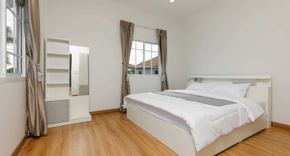 For sale 4 bedrooms house in Hang Dong, Chiang Mai