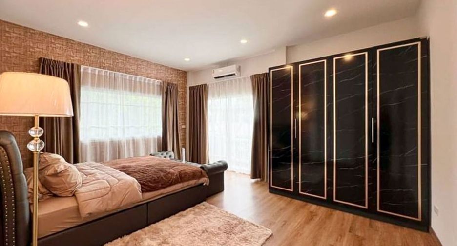For sale 4 bedrooms house in Hang Dong, Chiang Mai