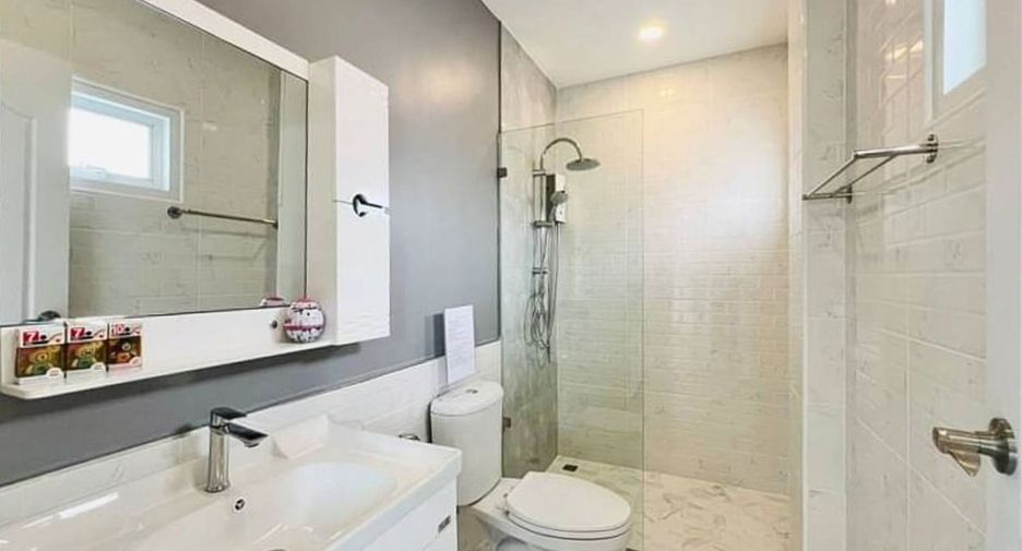 For sale 4 bedrooms house in Hang Dong, Chiang Mai