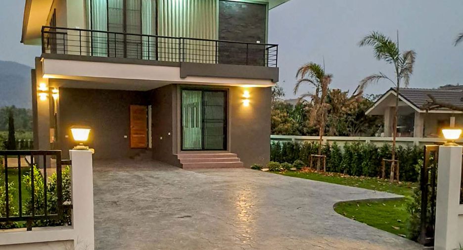 For sale 3 bedrooms house in Doi Saket, Chiang Mai