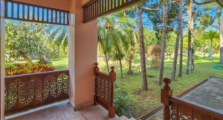 Casa en venta de 5 habitaciones en San Sai, Chiang Mai