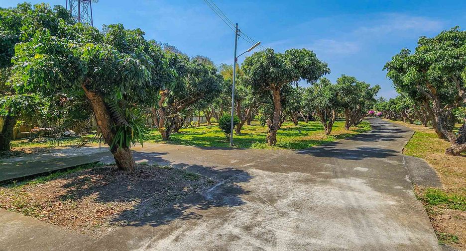 Casa en venta de 5 habitaciones en San Sai, Chiang Mai