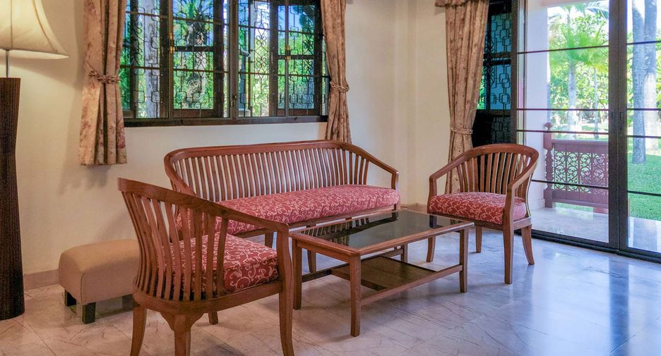Casa en venta de 5 habitaciones en San Sai, Chiang Mai