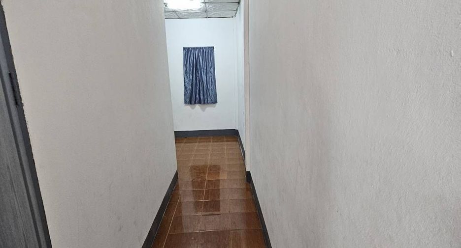 Продажа 24 спальни торговое помещение в Сарапхи, Чианг Маи