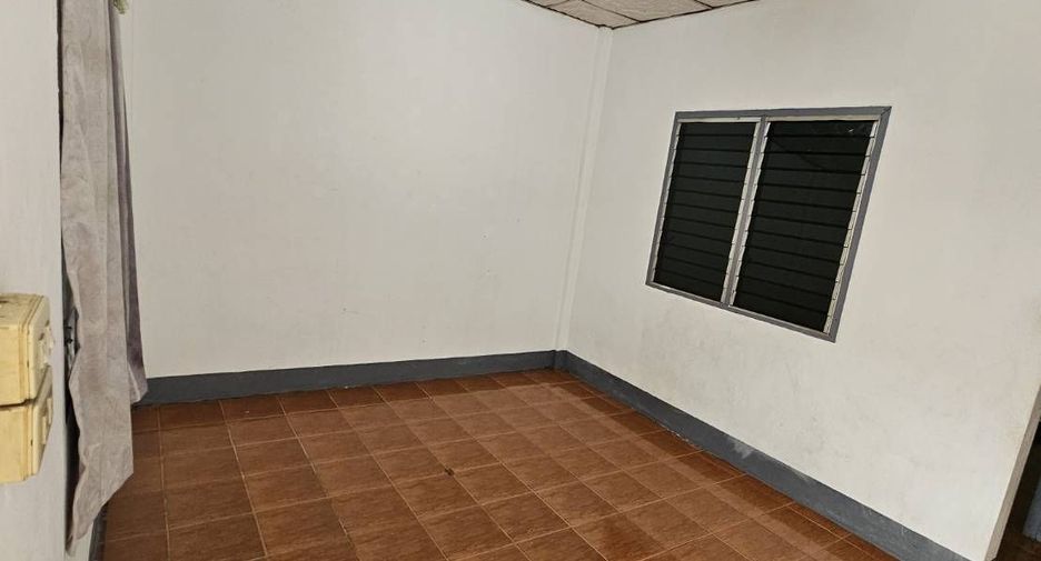 Продажа 24 спальни торговое помещение в Сарапхи, Чианг Маи