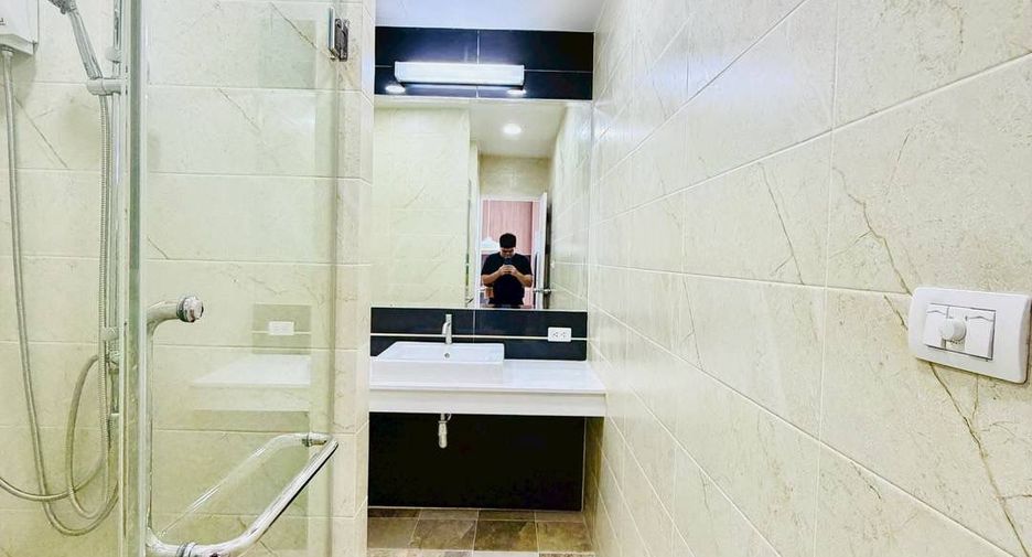 Продажа 1 кровать кондо в Банг Ламунг, Чонбури