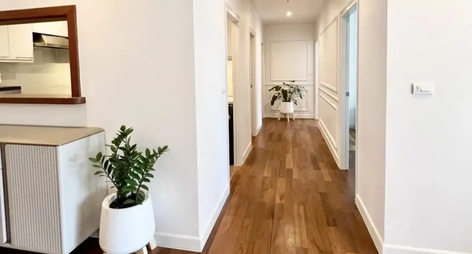Condo en alquiler de 3 habitaciones en Watthana, Bangkok