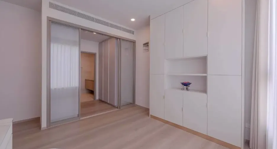 For rent 3 bedrooms condo in Bang Phli, Samut Prakan
