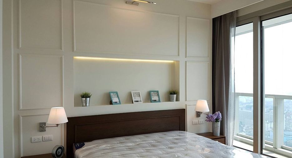 For rent 2 bedrooms condo in Sathon, Bangkok