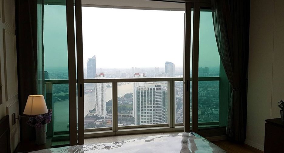 For rent 2 bedrooms condo in Sathon, Bangkok