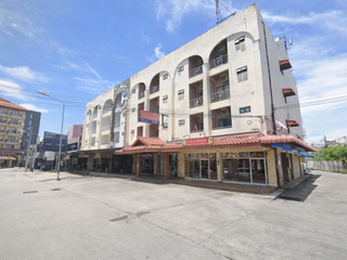 出售 36 卧室 商业空间 在 Bang Lamung, Chon Buri