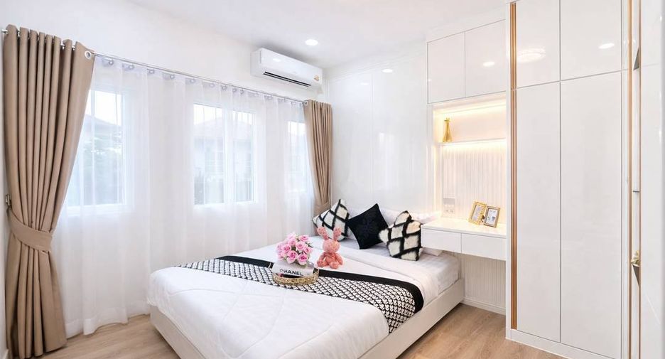 For rent 4 ベッドルーム house in Bang Lamung, Chonburi