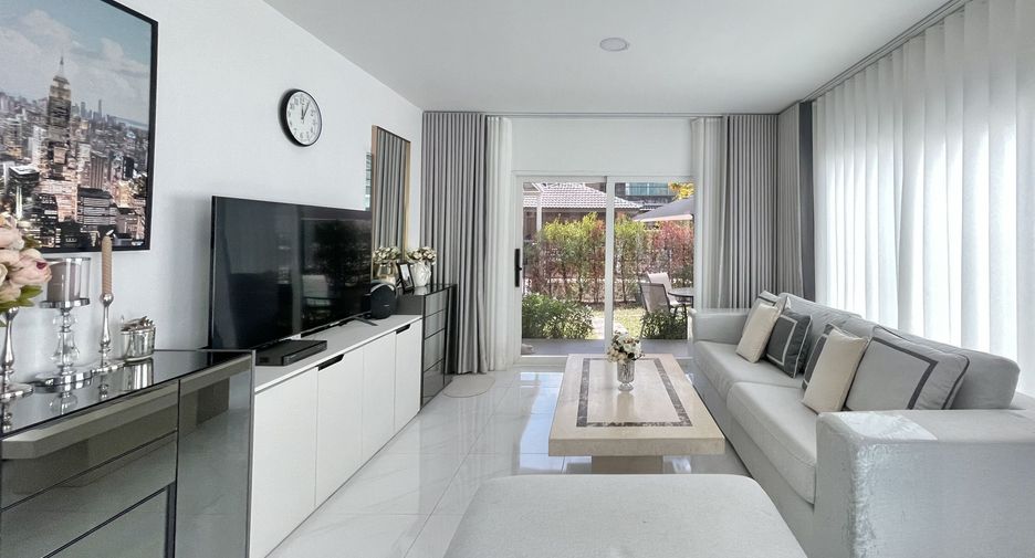 Haus zur Miete mit 3 Zimmer in Mueang Phuket, Phuket