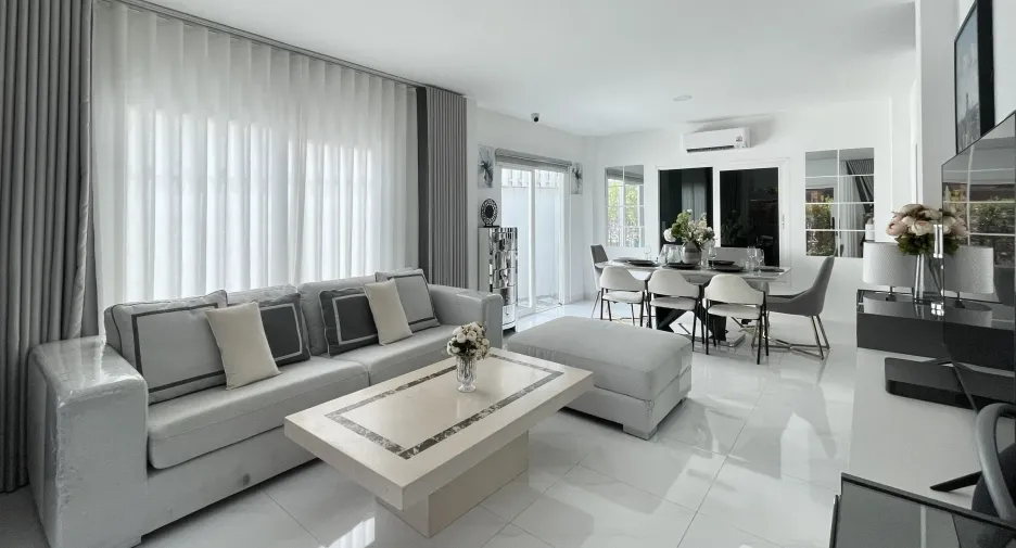 For rent 3 bedrooms house in Mueang Phuket, Phuket