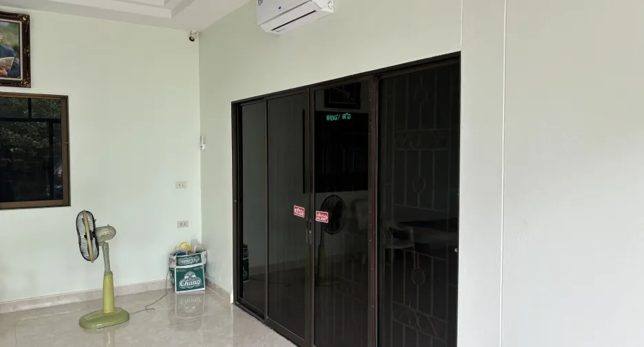 Haus zum Kauf mit 5 Zimmer in Si Racha, Chonburi