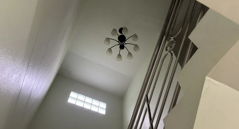 Haus zum Kauf mit 5 Zimmer in Si Racha, Chonburi