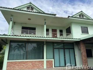 Haus zum Kauf mit 5 Zimmer in Si Racha, Chonburi