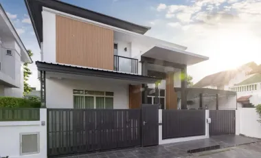 Haus zur Miete mit 5 Zimmer in Mueang Chiang Mai, Chiang Mai