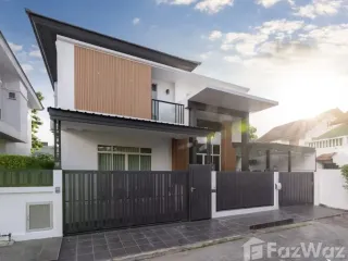 For Rent 5 Bedroom House In Mueang Chiang Mai