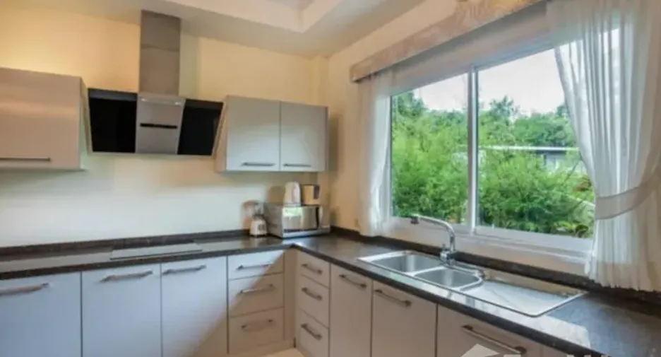 For sale 3 bedrooms villa in Mueang Phuket, Phuket