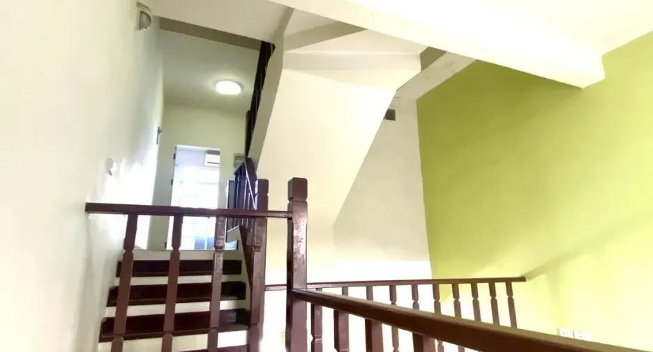 For sale 3 ベッドルーム townhouse in Prawet, Bangkok