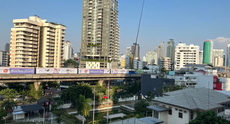 Wohnung zur Miete mit 1 Zimmer in Khlong Toei, Bangkok