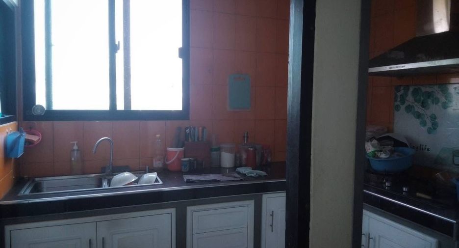 For sale 3 bedrooms townhouse in Sai Mai, Bangkok