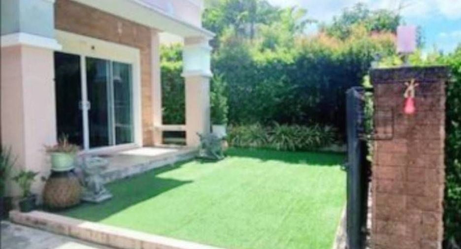 For sale 5 bedrooms house in Mueang Samut Prakan, Samut Prakan