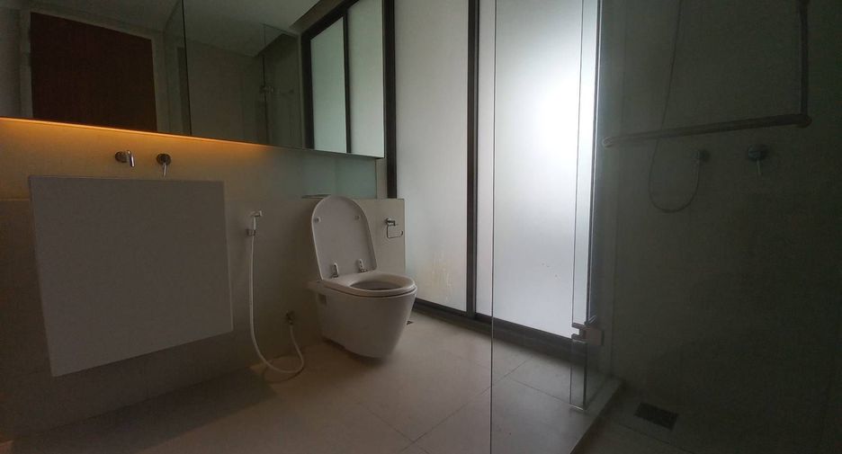For sale and for rent 2 bedrooms condo in Khlong Toei, Bangkok