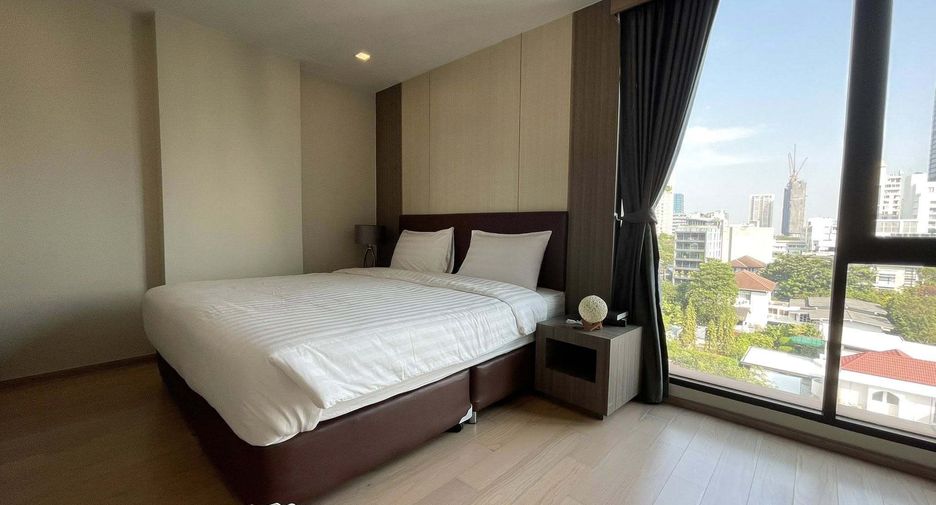 For rent 2 bedrooms condo in Watthana, Bangkok
