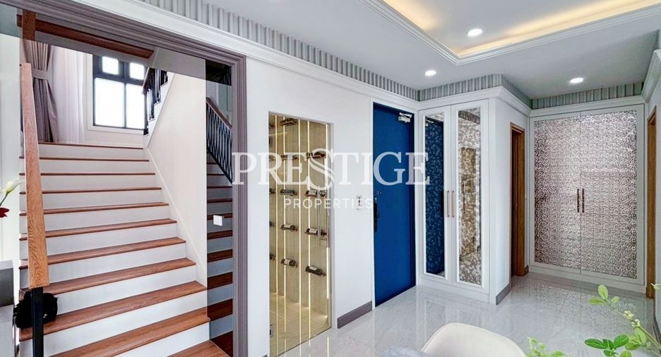 Casa en venta de 4 habitaciones en East Pattaya, Pattaya