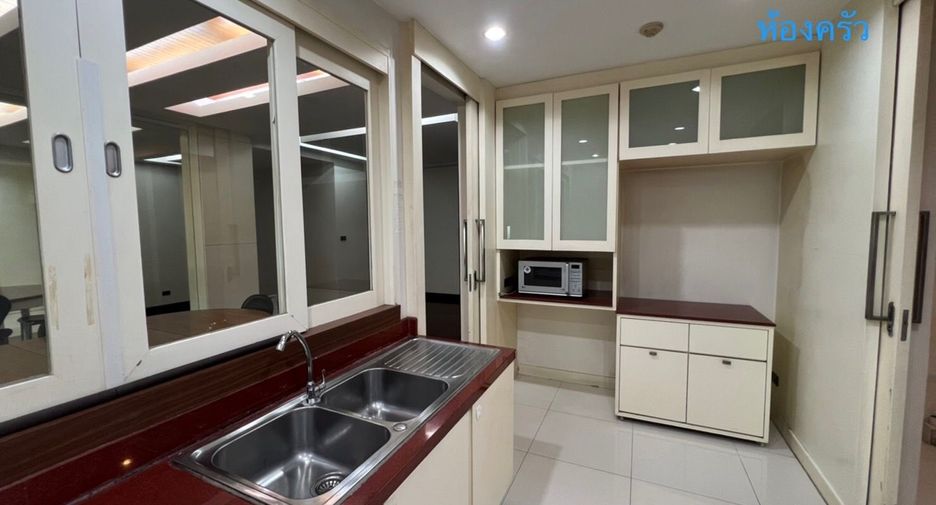 For sale and for rent 4 bedrooms condo in Khlong Toei, Bangkok