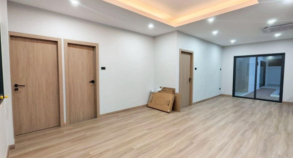 For sale 3 bedrooms villa in Thalang, Phuket