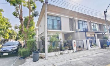 For rent 3 bedrooms townhouse in Sai Mai, Bangkok
