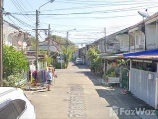Reihenhaus zum Kauf mit 2 Zimmer in Wang Thonglang, Bangkok