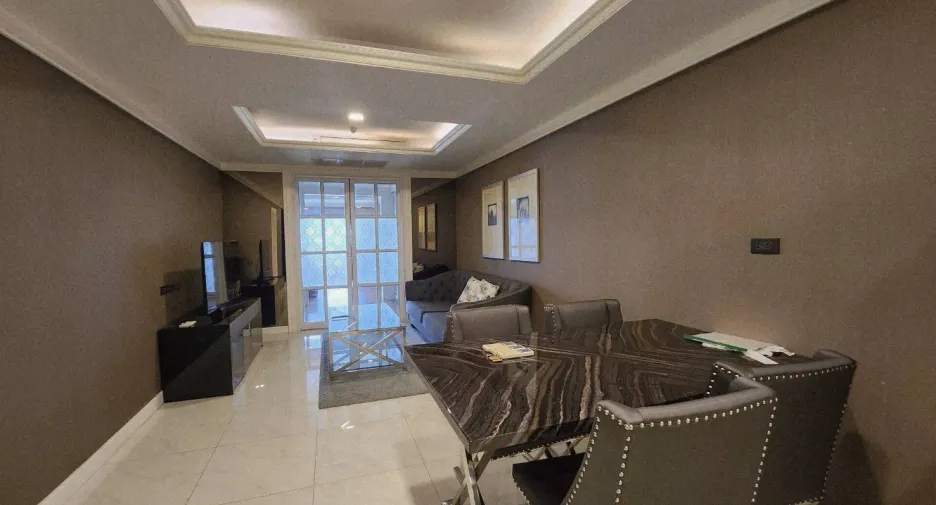 For rent 1 bed condo in Bang Rak, Bangkok