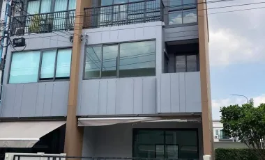 ขาย 3 ห้องนอน ทาวน์เฮ้าส์ ใน ประเวศ, กรุงเทพฯ