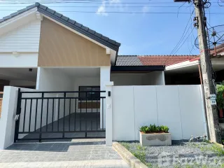 For sale 2 bedrooms townhouse in Mueang Phuket, Phuket