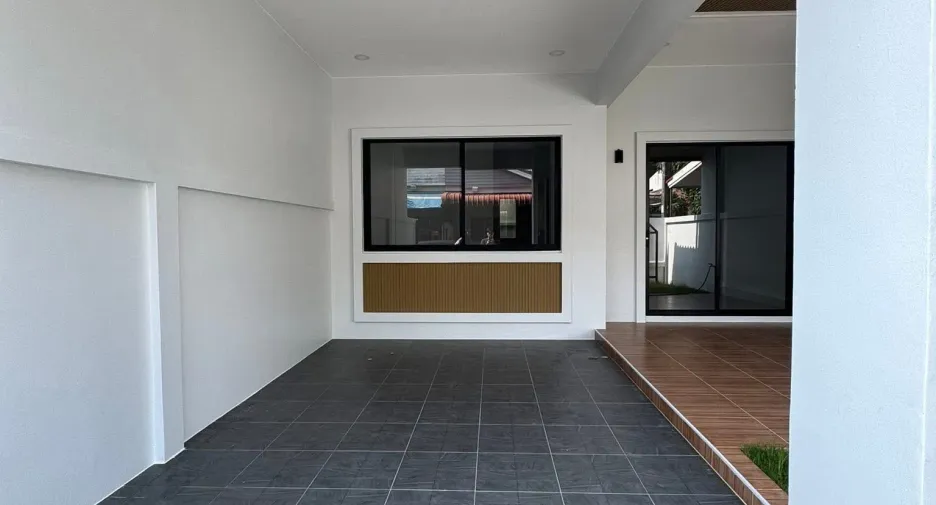 For sale 2 bedrooms townhouse in Mueang Phuket, Phuket