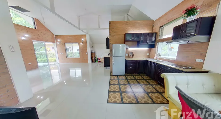 For sale 4 bedrooms house in Hang Dong, Chiang Mai