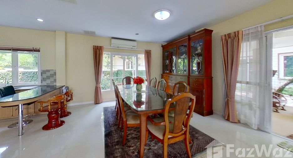 For sale 4 bedrooms house in Hang Dong, Chiang Mai