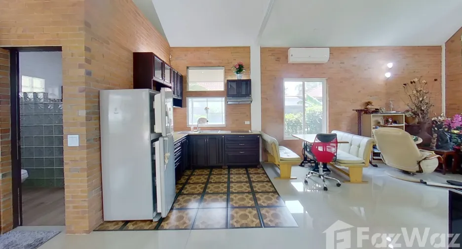 For sale 4 bedrooms house in Hang Dong, Chiang Mai