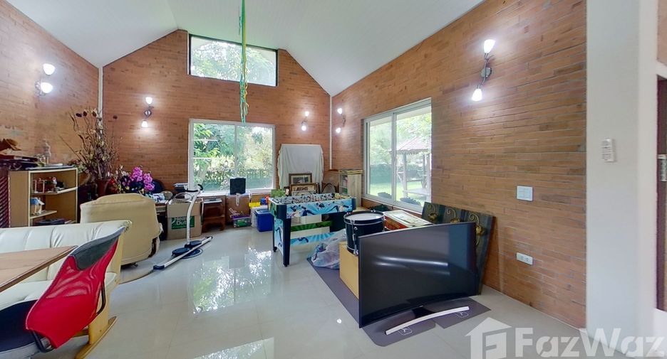 For sale 4 bedrooms house in Hang Dong, Chiang Mai