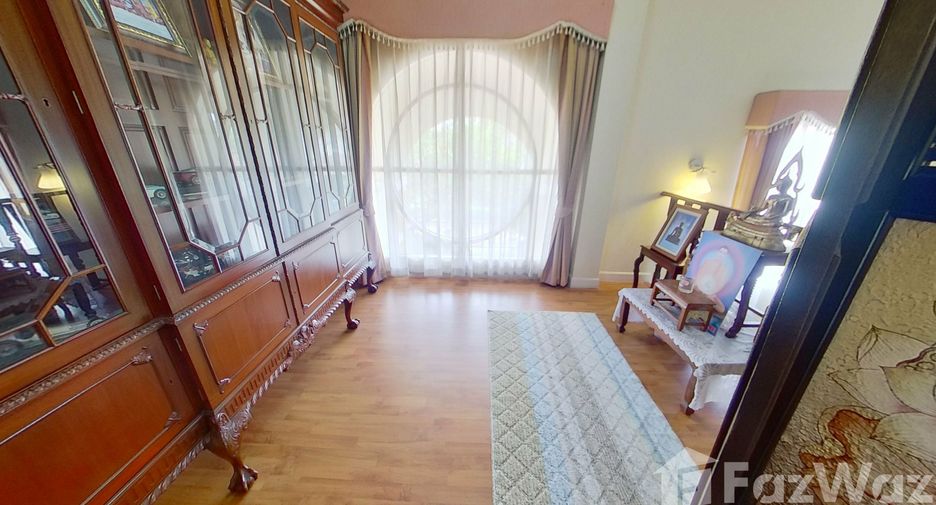 For sale 4 bedrooms house in Hang Dong, Chiang Mai