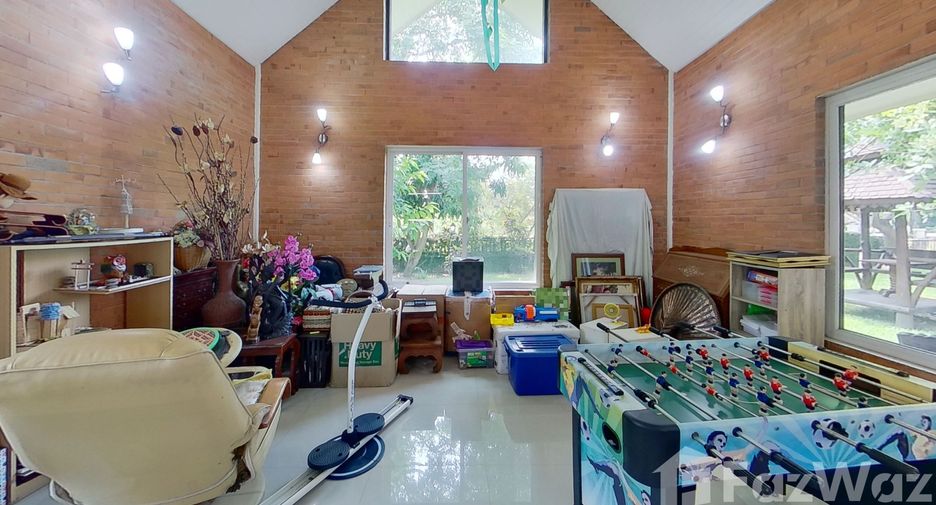 For sale 4 bedrooms house in Hang Dong, Chiang Mai