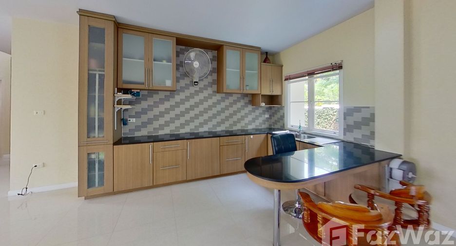 For sale 4 bedrooms house in Hang Dong, Chiang Mai