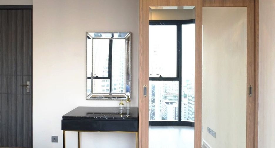 For rent 2 bedrooms condo in Khlong Toei, Bangkok