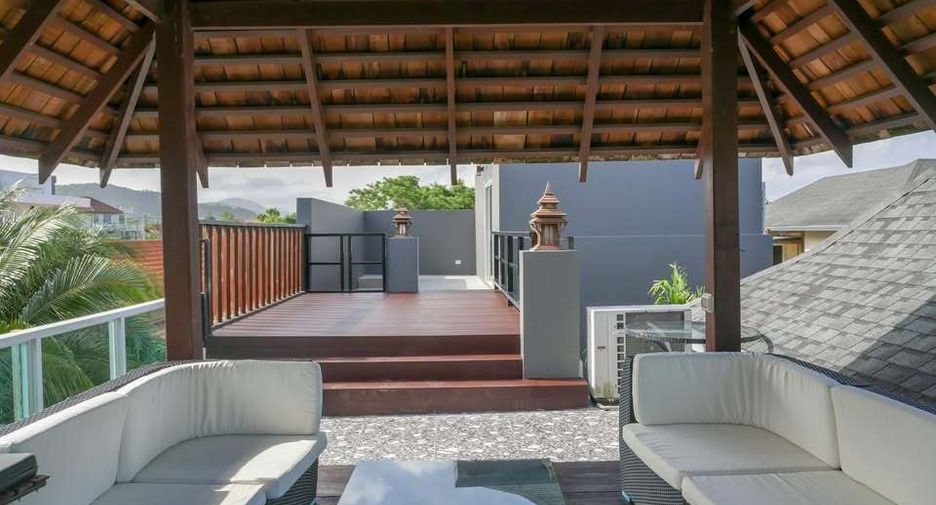 For rent 5 bedrooms villa in Mueang Phuket, Phuket