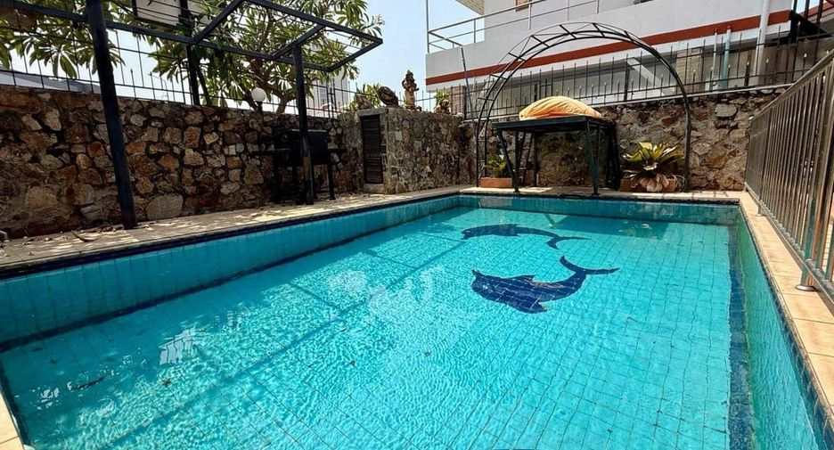 For rent and for sale 3 bedrooms house in Bang Lamung, Chonburi